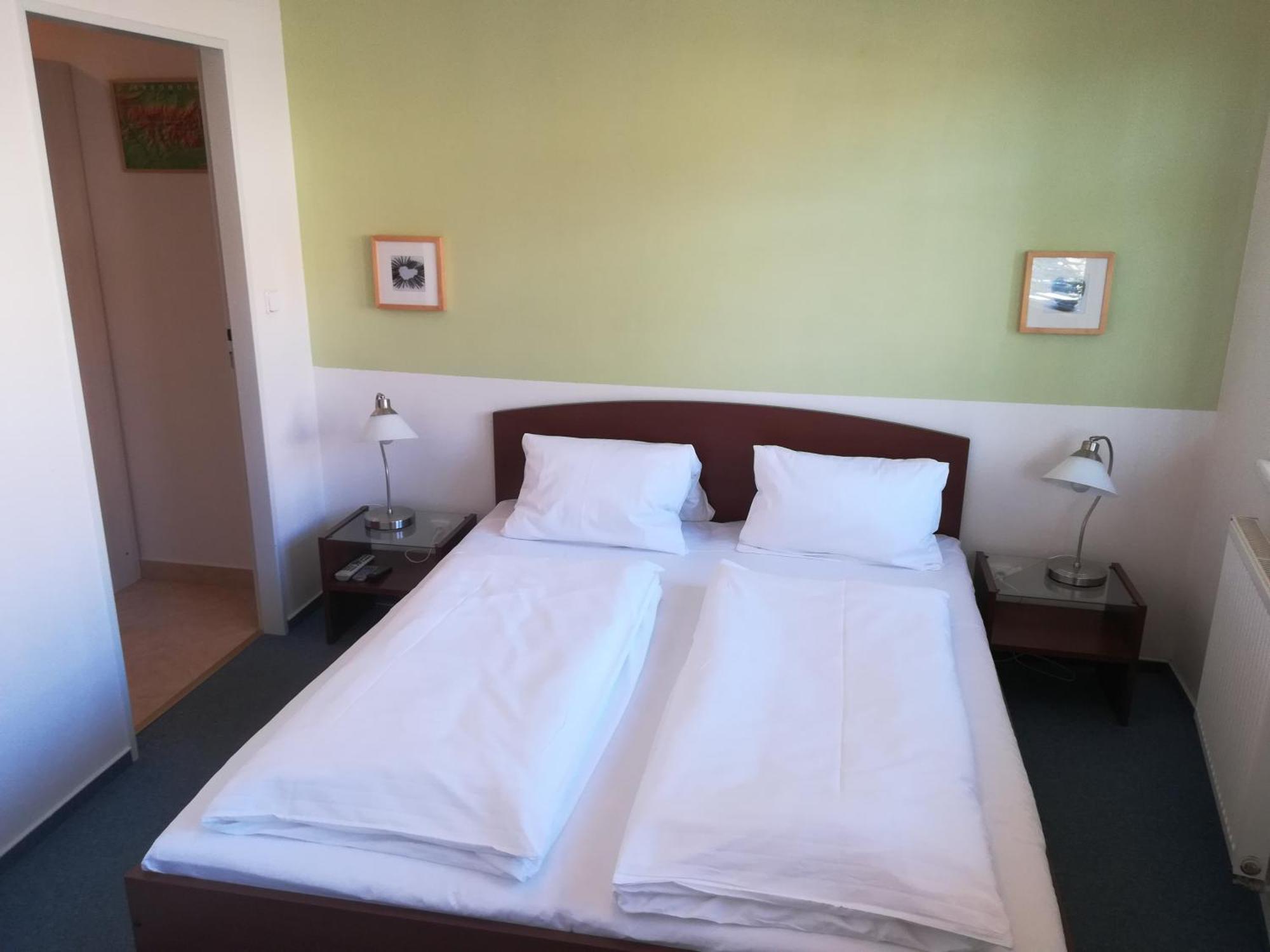 Apartments Rokytka 308 & 405 روكيتنسي ناد جيزيرو المظهر الخارجي الصورة